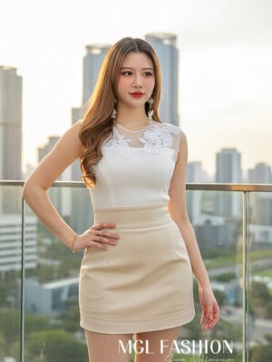 超值大促销Rm69 Now Rm29 Mocca 气质名媛风网纱立体水溶蕾丝花朵上衣 25277