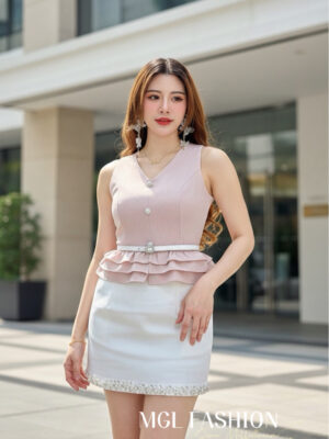 绝美新款上架 Rm58-Rm3＝Rm55 SML Cheri韩系名媛风荷叶衣摆设计长版上衣 2693