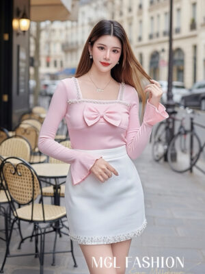 绝美新款上架Rm45 -Rm3＝Rm42 Tiffany 气质唯美法式珍珠蝴蝶结设计棉质上衣 M25001