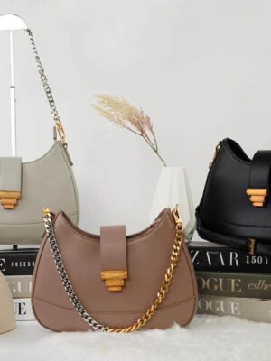 #只限网站下单 Rm199 1个扣Rm40 2个扣Rm100 FELET Moonly Shoulder & Crossbody Bag Rm199 FT-004