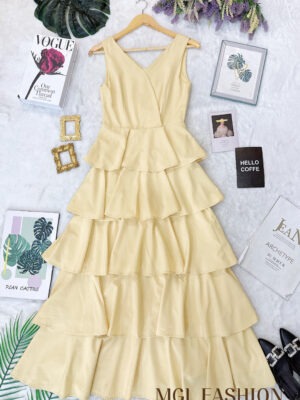 超值大促销Rm89 Now Rm49 Label 8 气质显瘦仙气度假风连身裙 11803