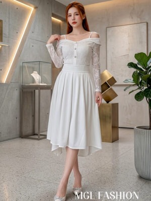 绝美新款上架Rm56 -Rm3= Rm53 ML Ivori 时尚气质百搭蕾丝时装上衣 7147