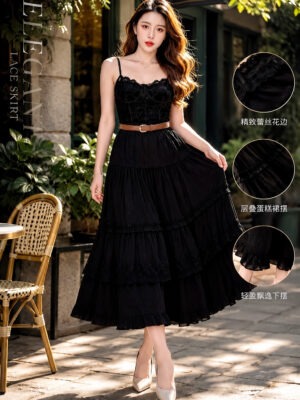 绝美新款上架 Rm55-Rm3 =Rm 52 Tiffany 夏日必备气通花拼接蕾丝长裙 M77983