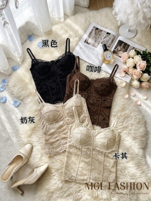 绝美新款上架 Rm29 高级轻奢法式复古蕾丝马甲上衣 M09744