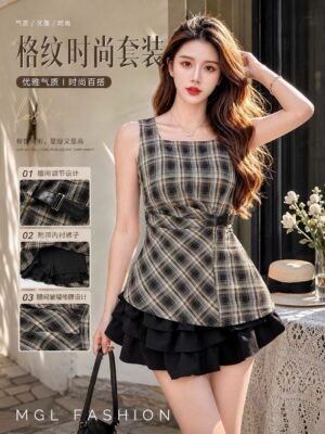 绝美新款上架 Rm109-Rm3=Rm106 SML Jamae 气质唯美格子上衣+短裙套装 99246