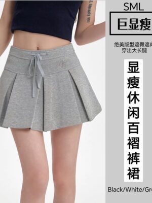 绝美新款上架Rm39 Only‼️ SML 版型绝美显瘦百搭每人必备的休闲百褶裤裙 M82711