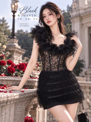 绝美新款上架Rm89 XS S M L XL Beloved 气质唯美名媛风羽毛绸缎短裙 101478-2