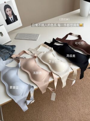 超值预定 #Rm29 S/M/L/XL ABC Cup 预定自然胸型抗重力无痕百搭内衣 ⚠️注意⚠️这款是预订款式,计到货时间是1个月半左右，能等的宝贝才下单喔🙏 P54211